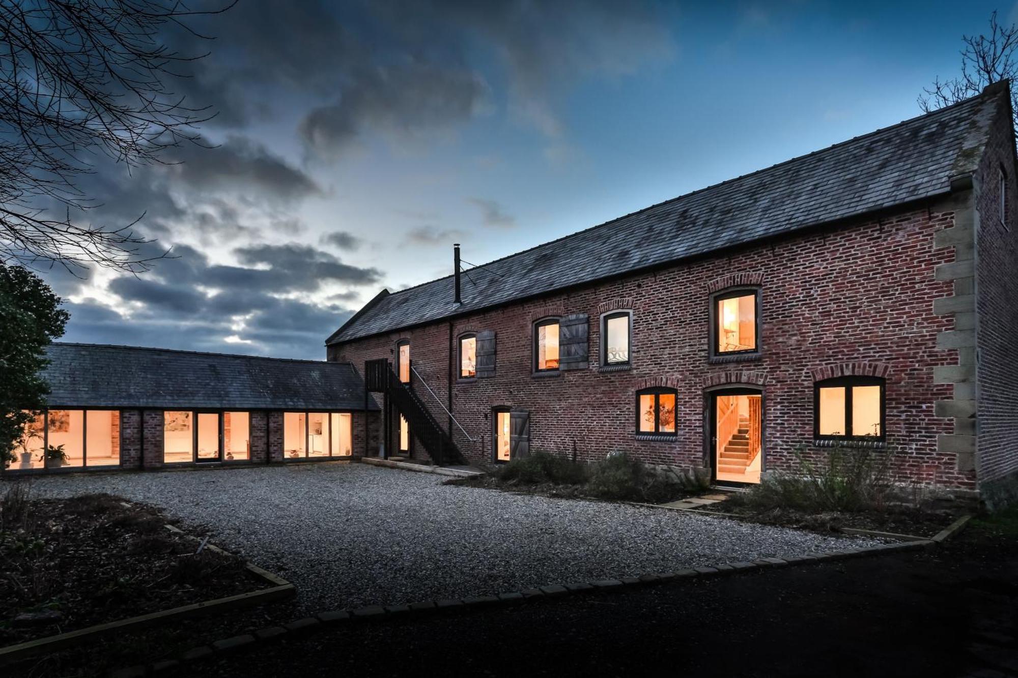 The Barn At Plas Ashpool Sleeps 8 Llandyrnog المظهر الخارجي الصورة