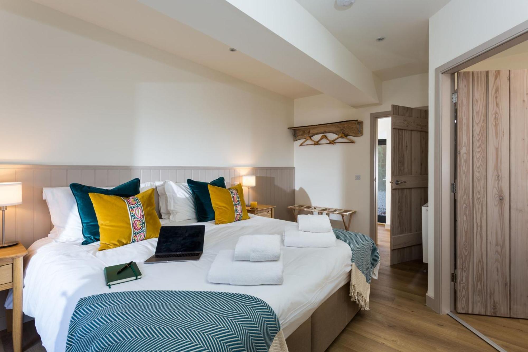 The Barn At Plas Ashpool Sleeps 8 Llandyrnog المظهر الخارجي الصورة